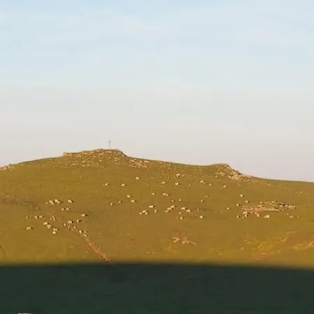 Buron Isole Sur L'aubrac *