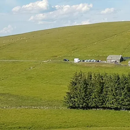 Buron Isole Sur L'aubrac