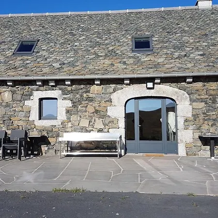 Buron Isole Sur L'aubrac *