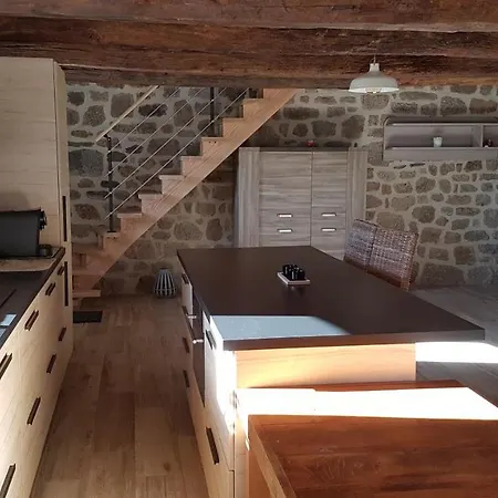 Buron Isole Sur L'aubrac Σαλέ Laguiole